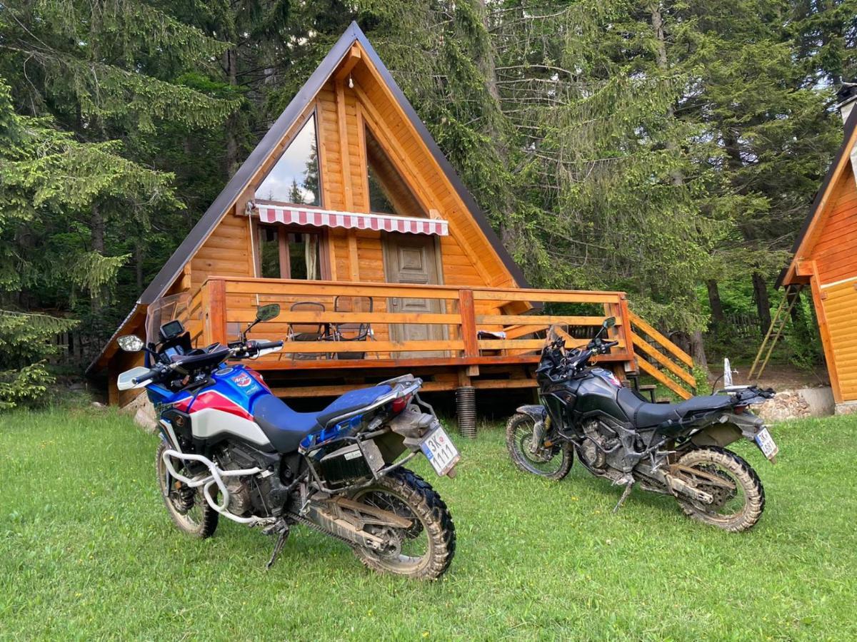 Peaks Of The Ballkans Tour Hostel Peje Exterior photo