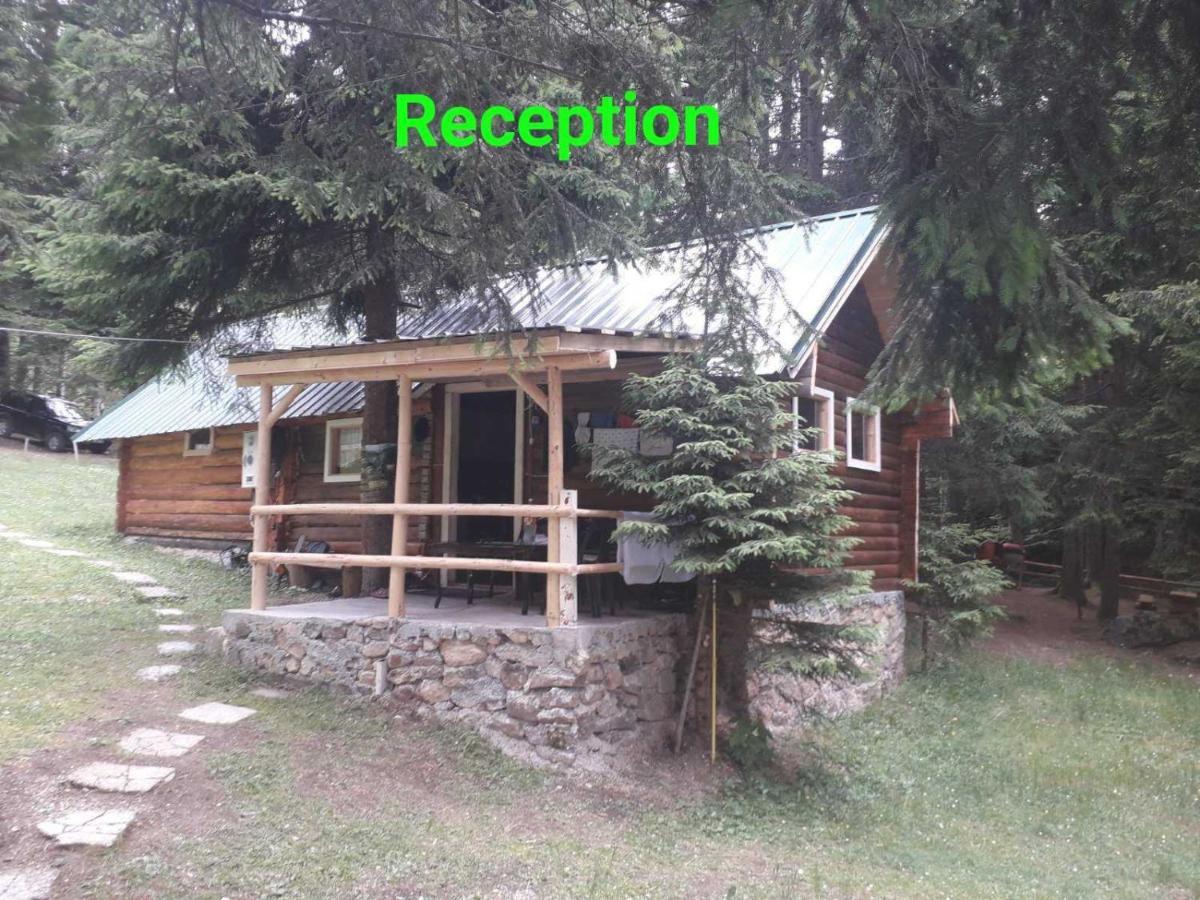 Peaks Of The Ballkans Tour Hostel Peje Exterior photo