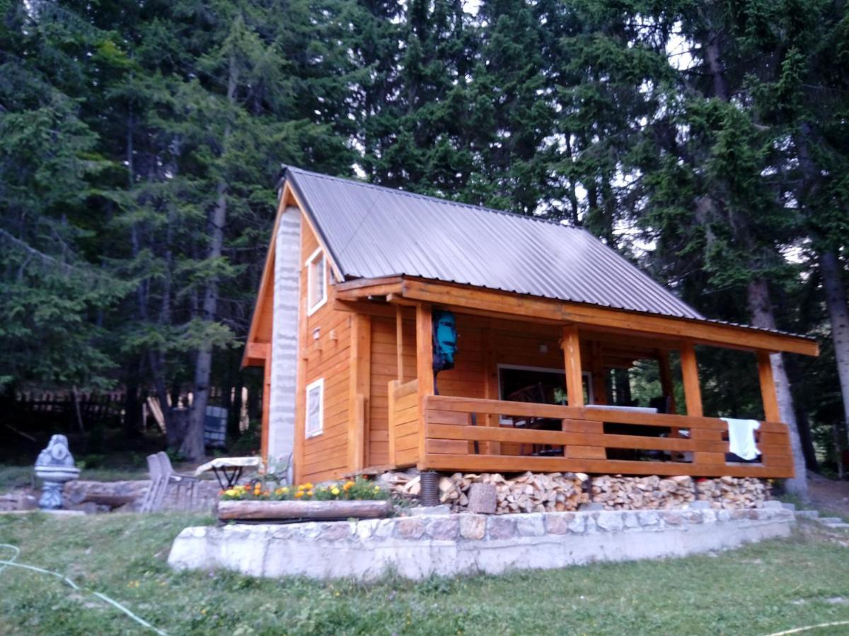 Peaks Of The Ballkans Tour Hostel Peje Exterior photo