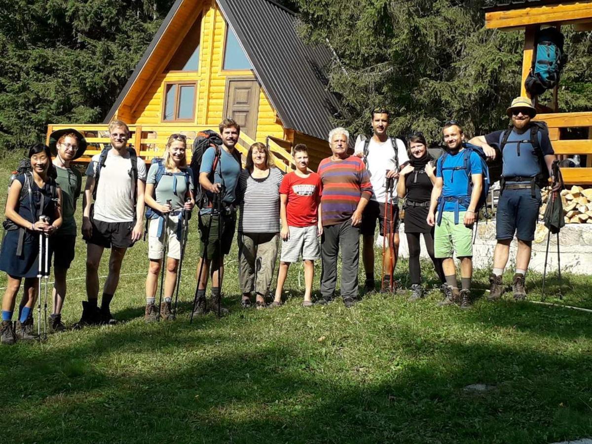 Peaks Of The Ballkans Tour Hostel Peje Exterior photo